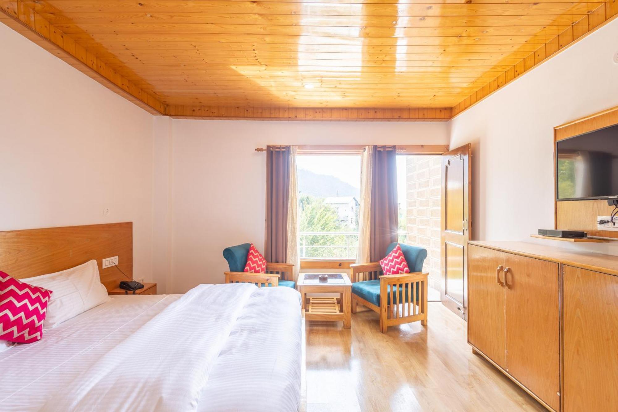 Aroha Residency- A Countryside Resort Manali  Exterior photo