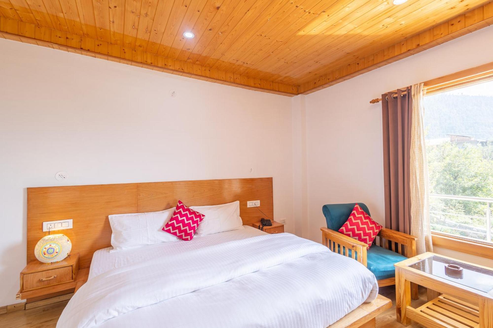 Aroha Residency- A Countryside Resort Manali  Exterior photo